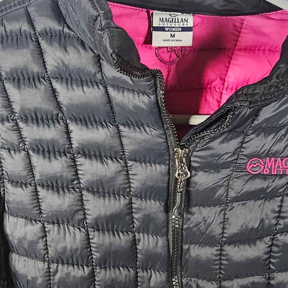 Black Light Weight Puffer Magellan Outdoors Jacket - Size Women's Medium
